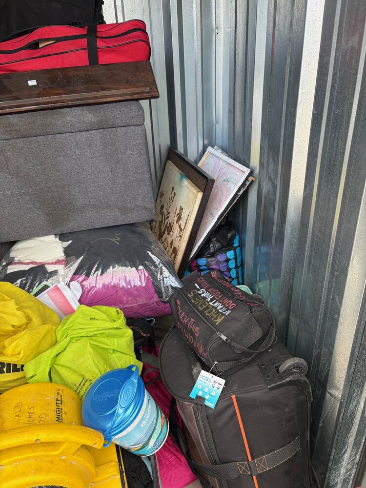 L178 - Access Storage - 75 Richmond St., Chatham -   auction IB-7541 50