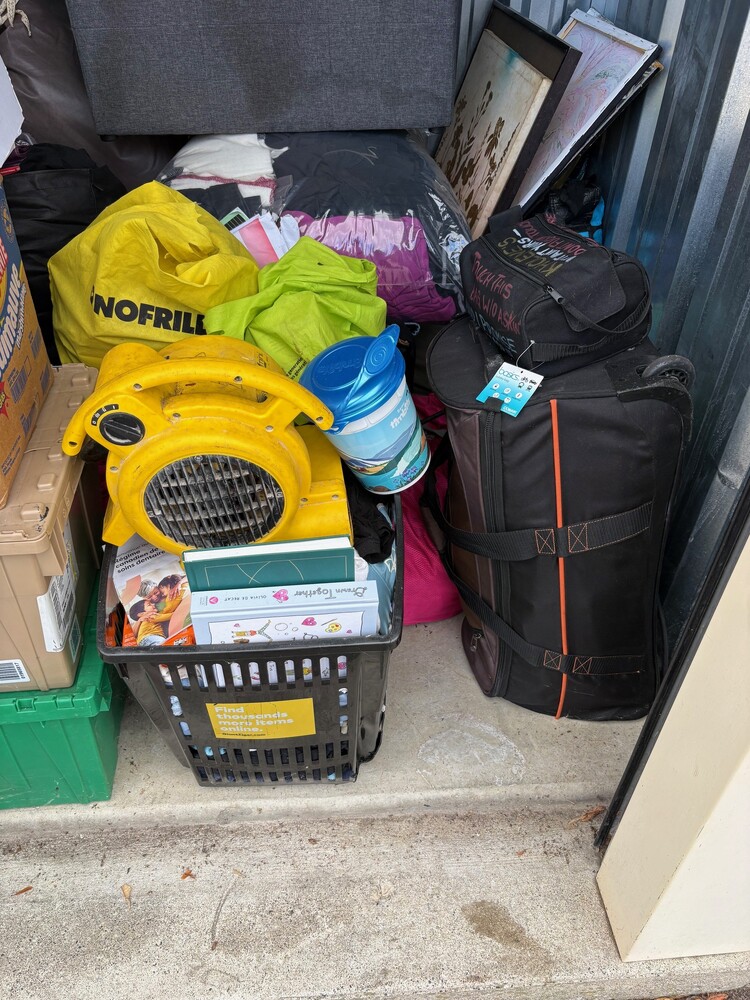 L178 - Access Storage - 75 Richmond St., Chatham -   auction IB-7541 60