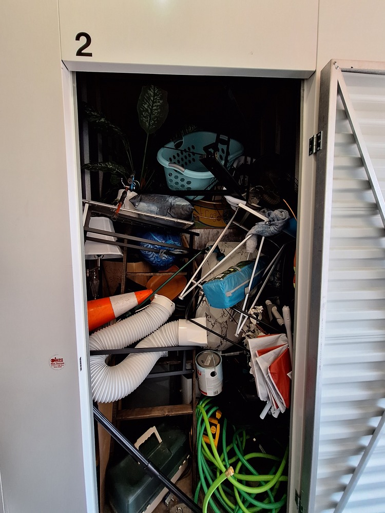 L137 - Sentinel Storage - 21010-100 Ave, West Edmonton -   auction IB-5860