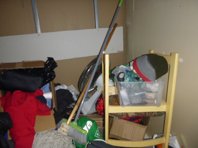 Public Storage P0031-rue d`Iberville  auction IB-9499 30