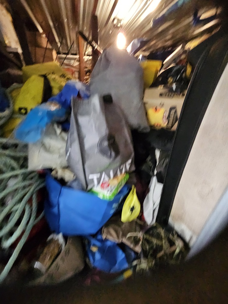 3035 - StorageMart Belleville  auction IB-5053 70