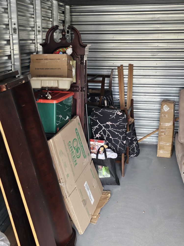 3035 - StorageMart Belleville  auction IB-9201 40