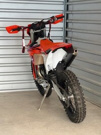 
Warning: Undefined array key 3 in /var/app/current/includes/bottomAuctionsClosingSoon.php on line 235
