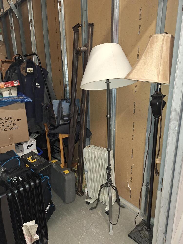 L042 - Access Storage - 3105 Kingsway East -   auction IB-8020 10