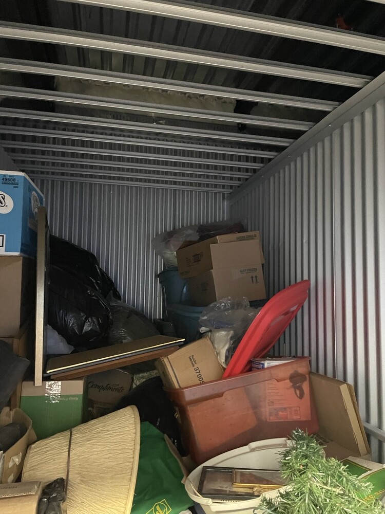 L042 - Access Storage - 3105 Kingsway East -   auction IB-7331 40