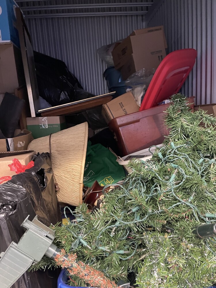 L042 - Access Storage - 3105 Kingsway East -   auction IB-7331 90