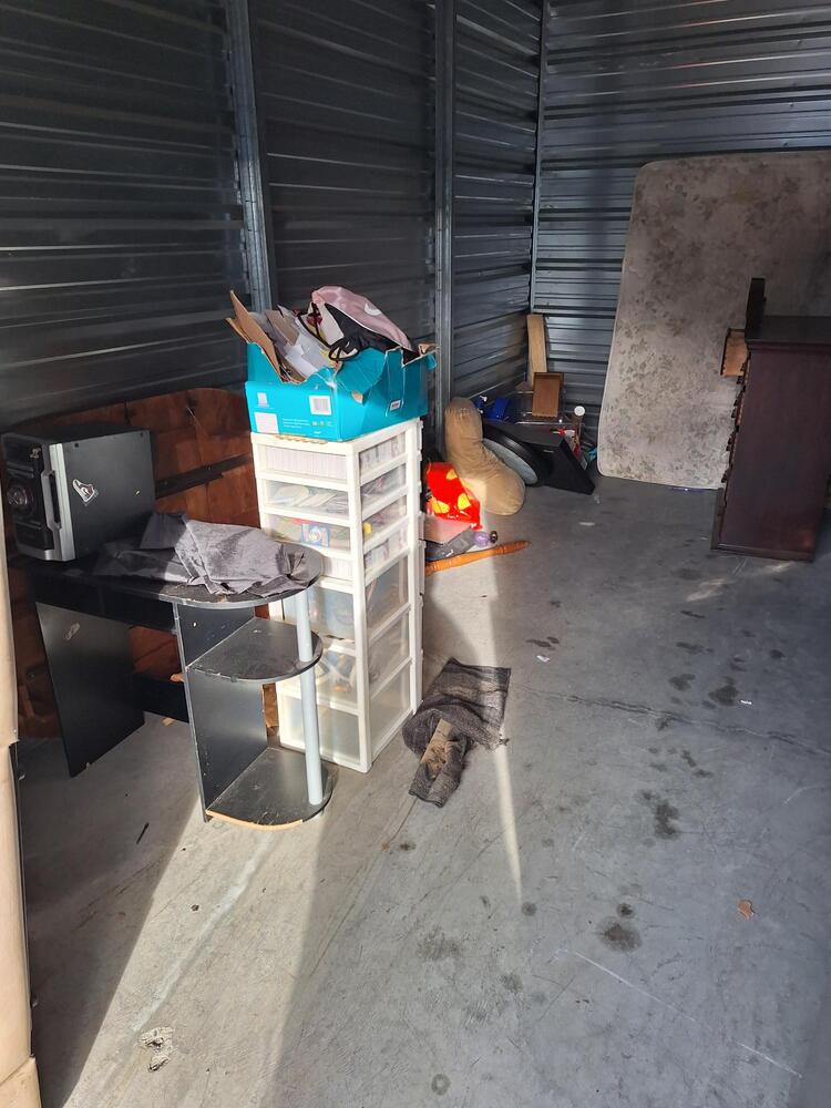 L021 - Depotium Mini-Entrepot - 3550 Boul La Cite Des Jeunes -   auction IB-9366 10