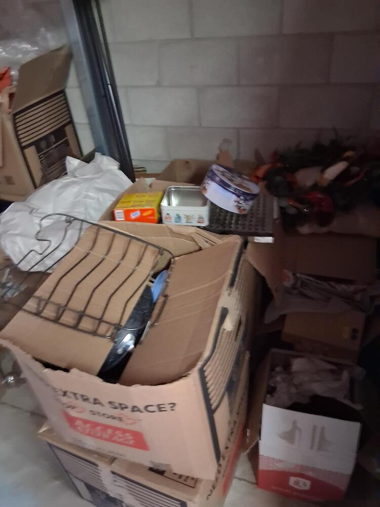 L268 -  Access Storage - 4637b Bartlett  auction IB-4958