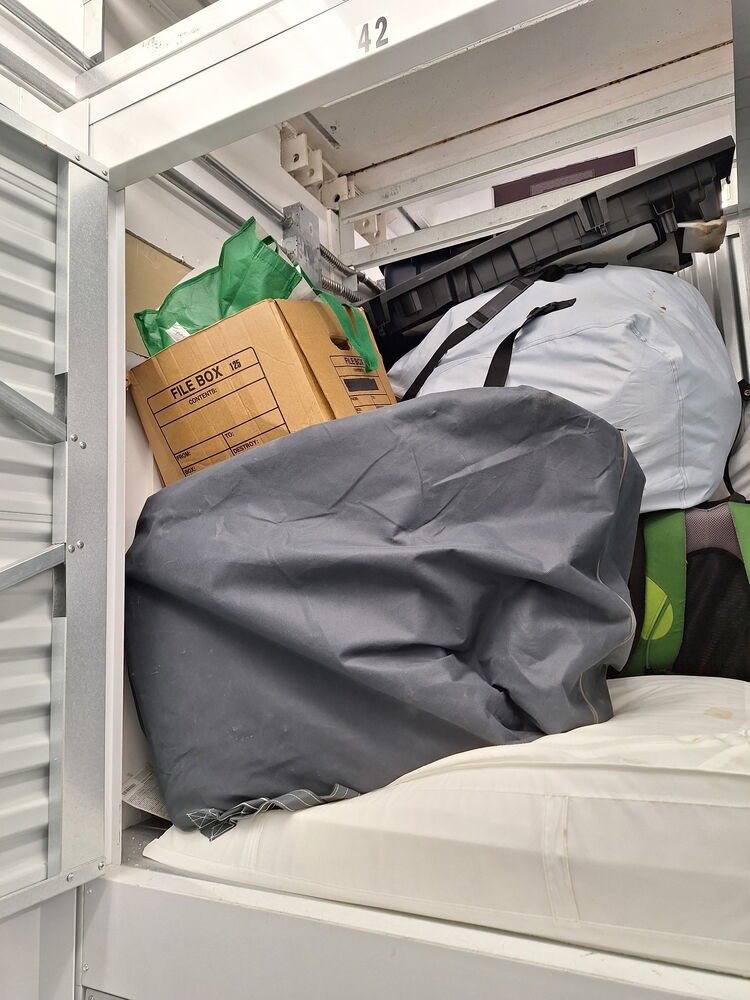 Vault Valet Storage  auction IB-8920 10