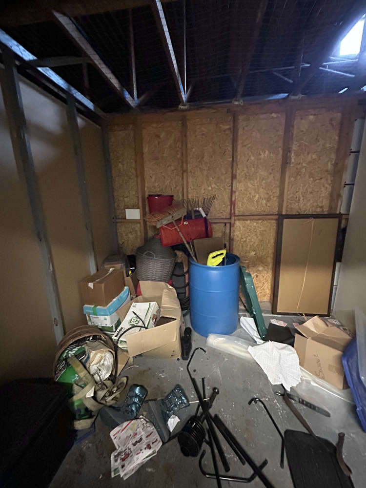 Public Storage P0019 -Nashua Dr  auction IB-4716 40