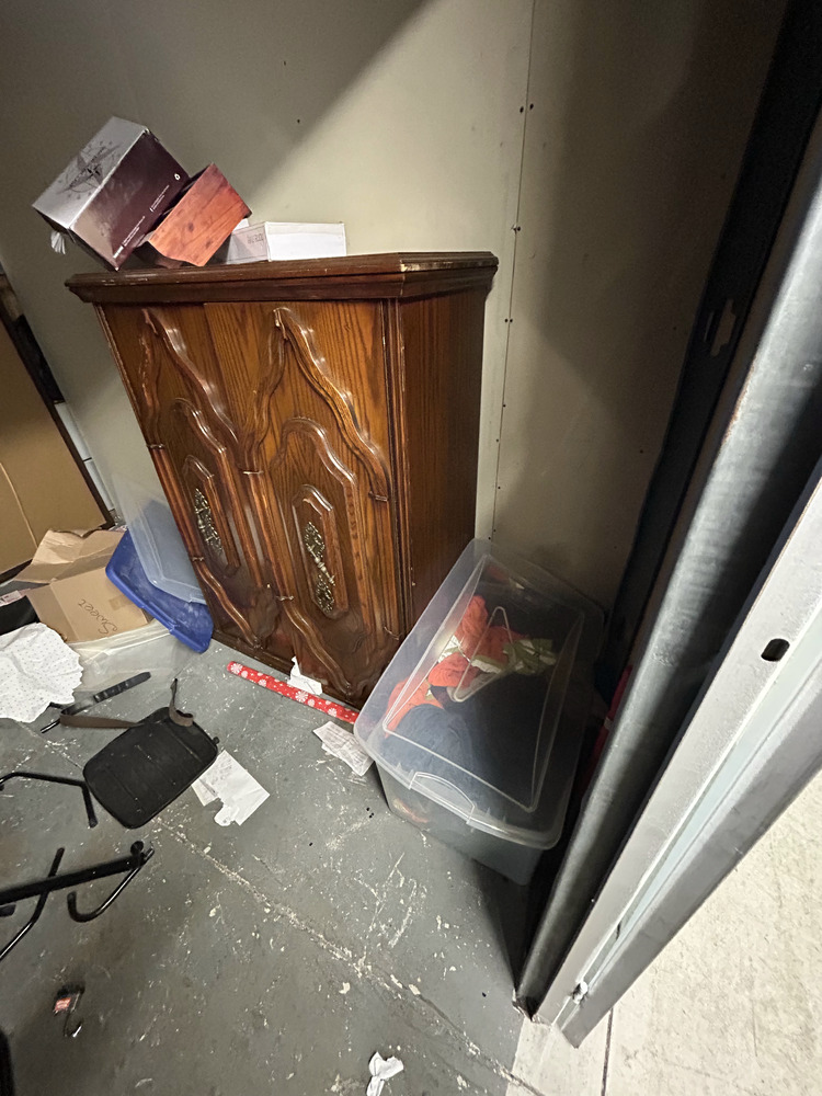 Public Storage P0019 -Nashua Dr  auction IB-4716 50