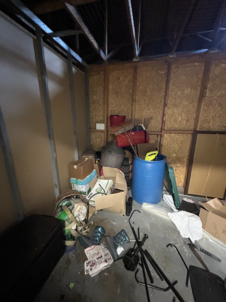 Public Storage P0019 -Nashua Dr  auction IB-4716 70