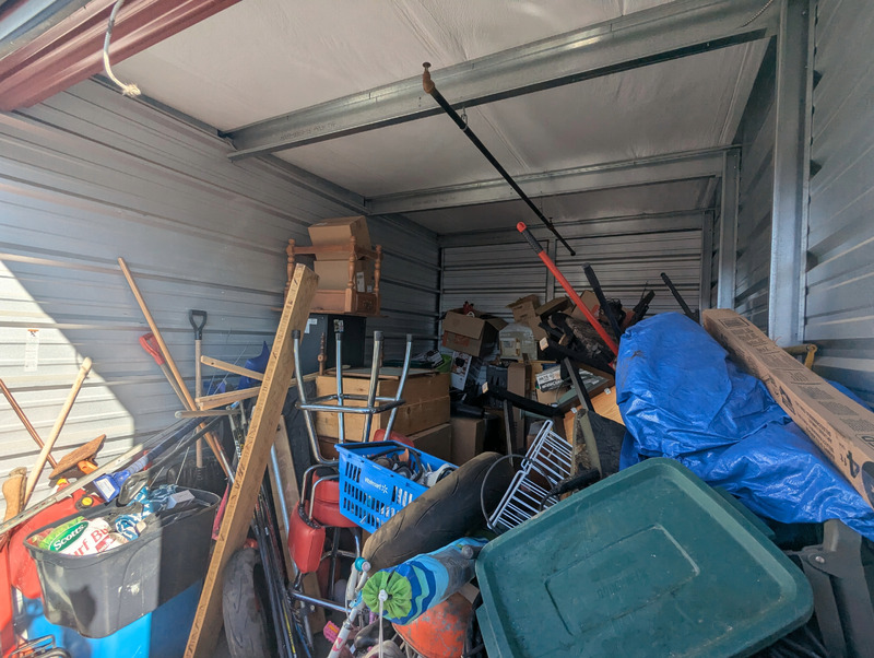 2551 - StorageMart Deerfoot Trail & Yankee Valley  auction IB-7073 20