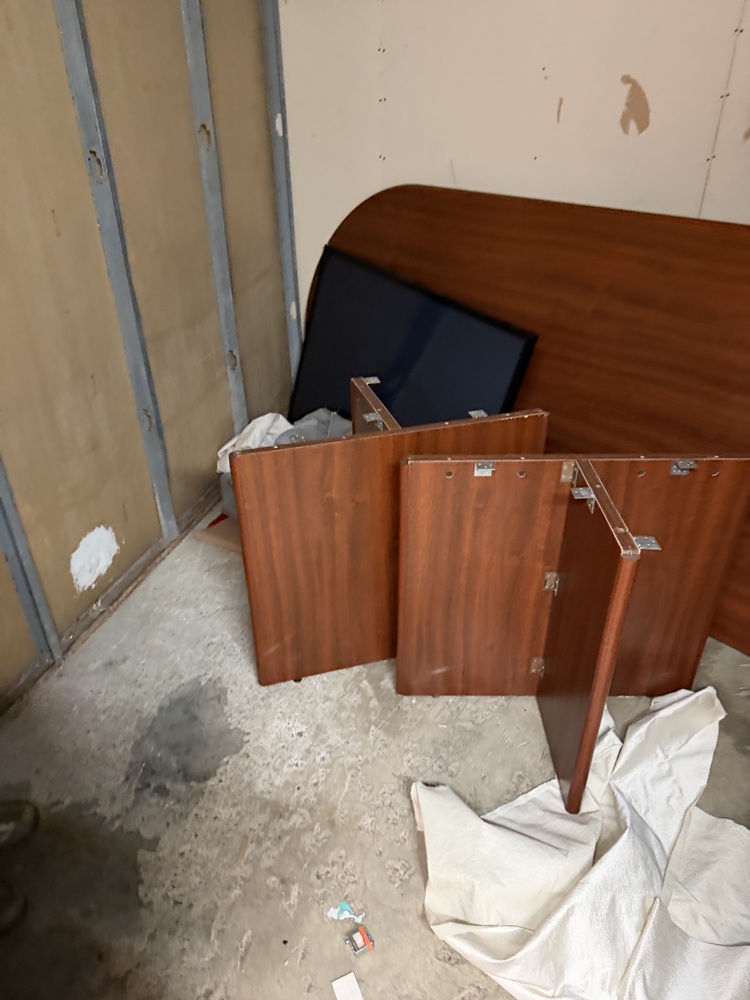 Public Storage P0017 -Derry Rd E  auction IB-4506 10