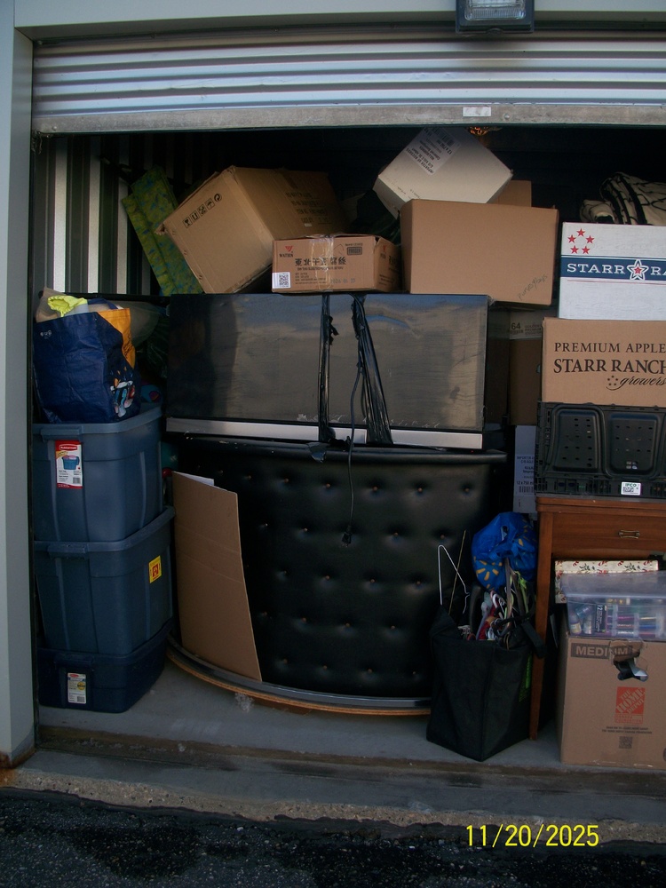 3202 - StorageMart Regina Ave & Lewvan   auction IB-5090