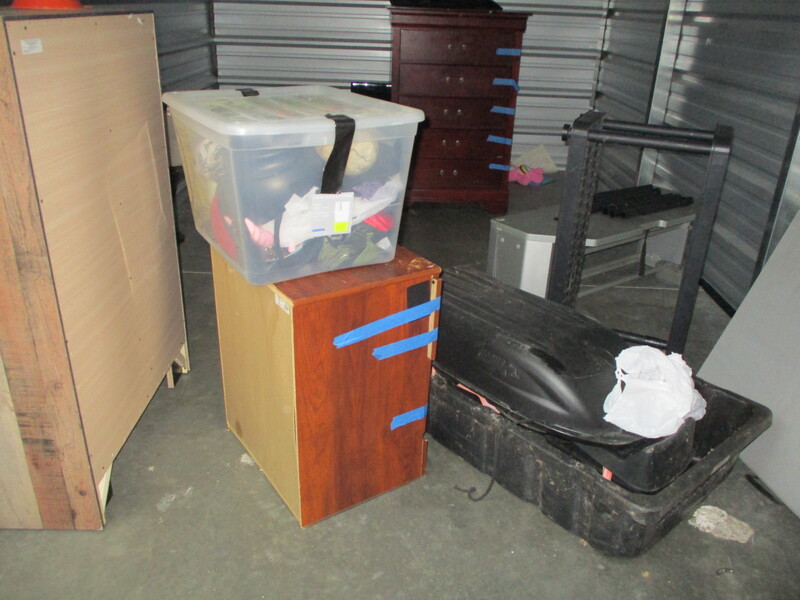 3204 - StorageMart Circle Dr and 11th St W   auction IB-2805 10
