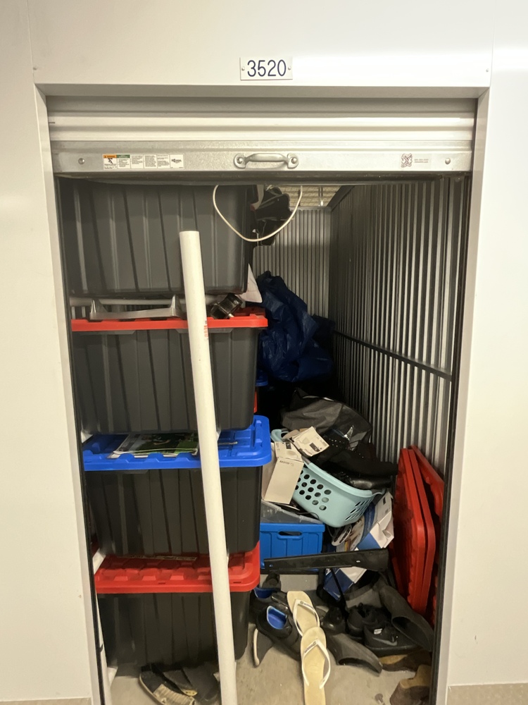 SmartStop Self Storage -  Fox St Oshawa  auction IB-9307