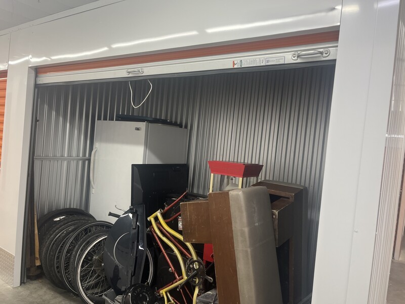 L072 - Sentinel Storage - 36 Bowridge Dr NW -   auction IB-7635