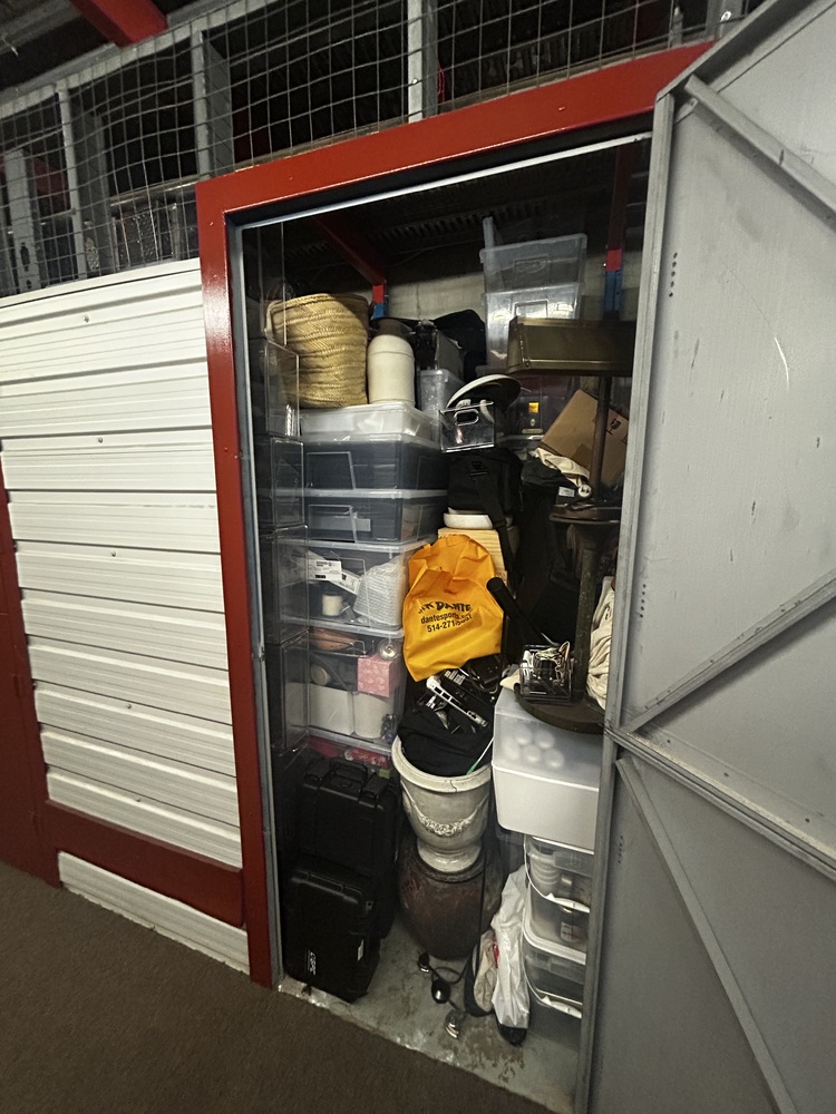 3107 -StorageMart  Downtown  auction IB-1402