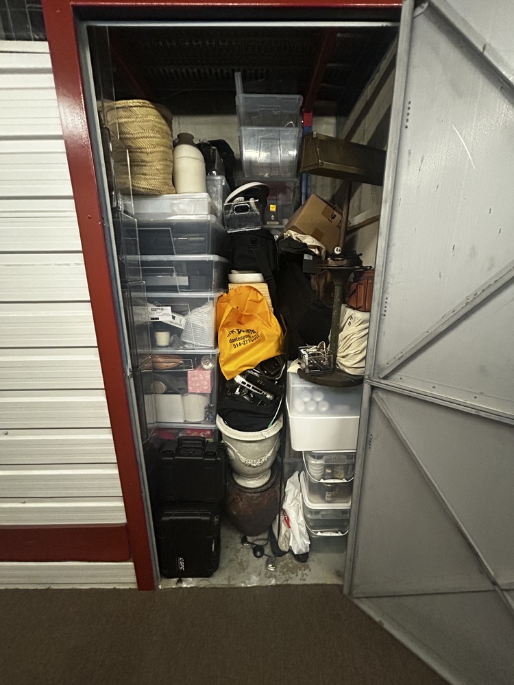 3107 -StorageMart  Downtown  auction IB-1402 10