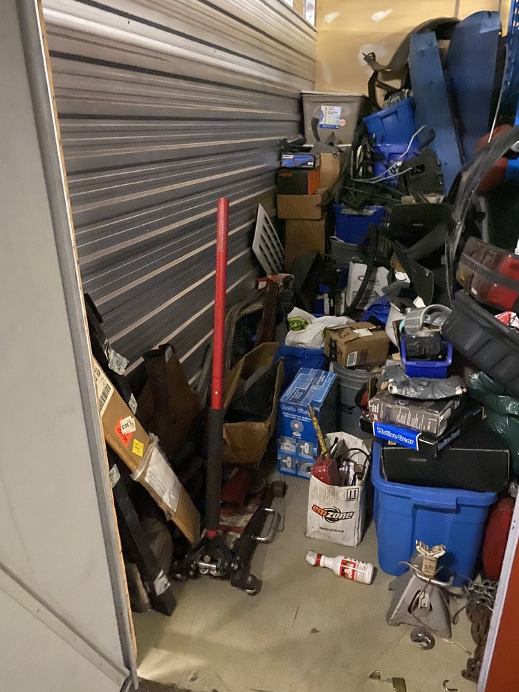 3107 -StorageMart  Downtown  auction IB-4697