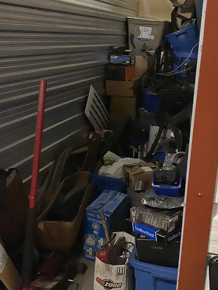 3107 -StorageMart  Downtown  auction IB-4697 50