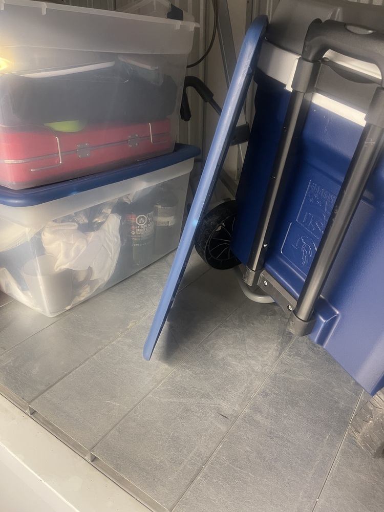 NationWide Self Storage - Kamloops  auction IB-3641 10