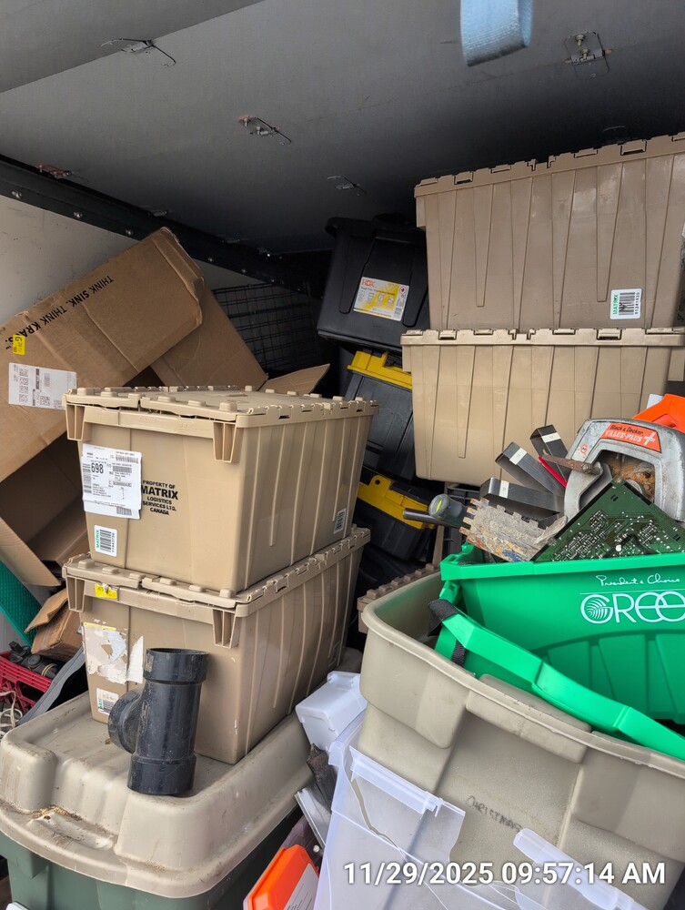 Storage of Barton St  auction IB-3784 20