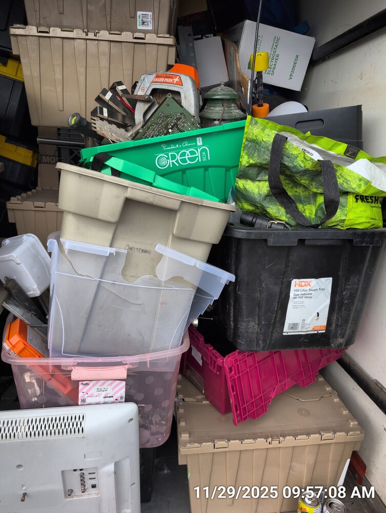 Storage of Barton St  auction IB-3784 50