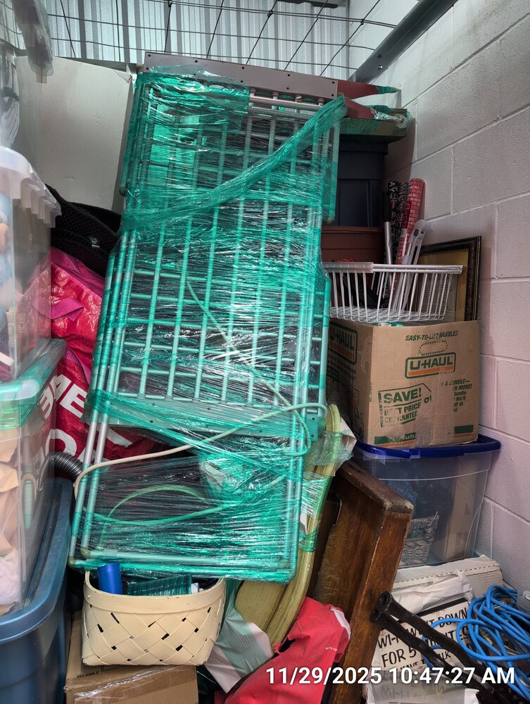 Storage of Hamilton  auction IB-8832 50