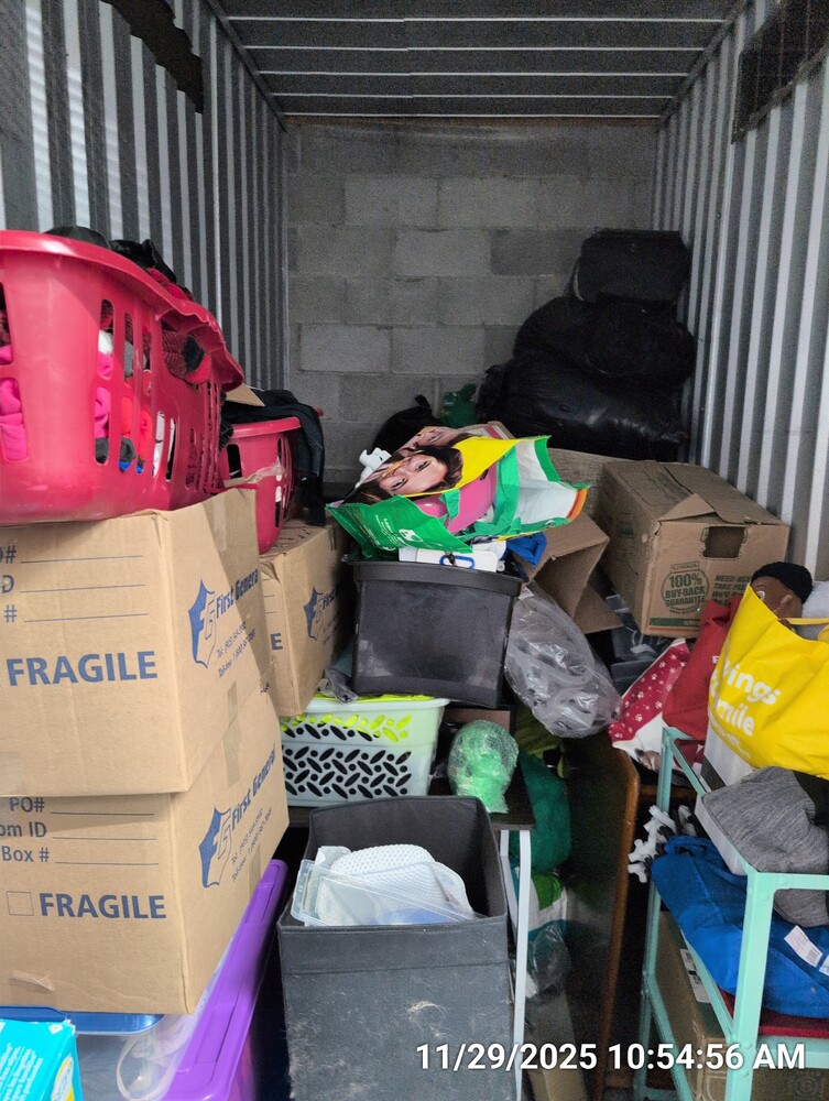 Storage of Hamilton  auction IB-8327 40