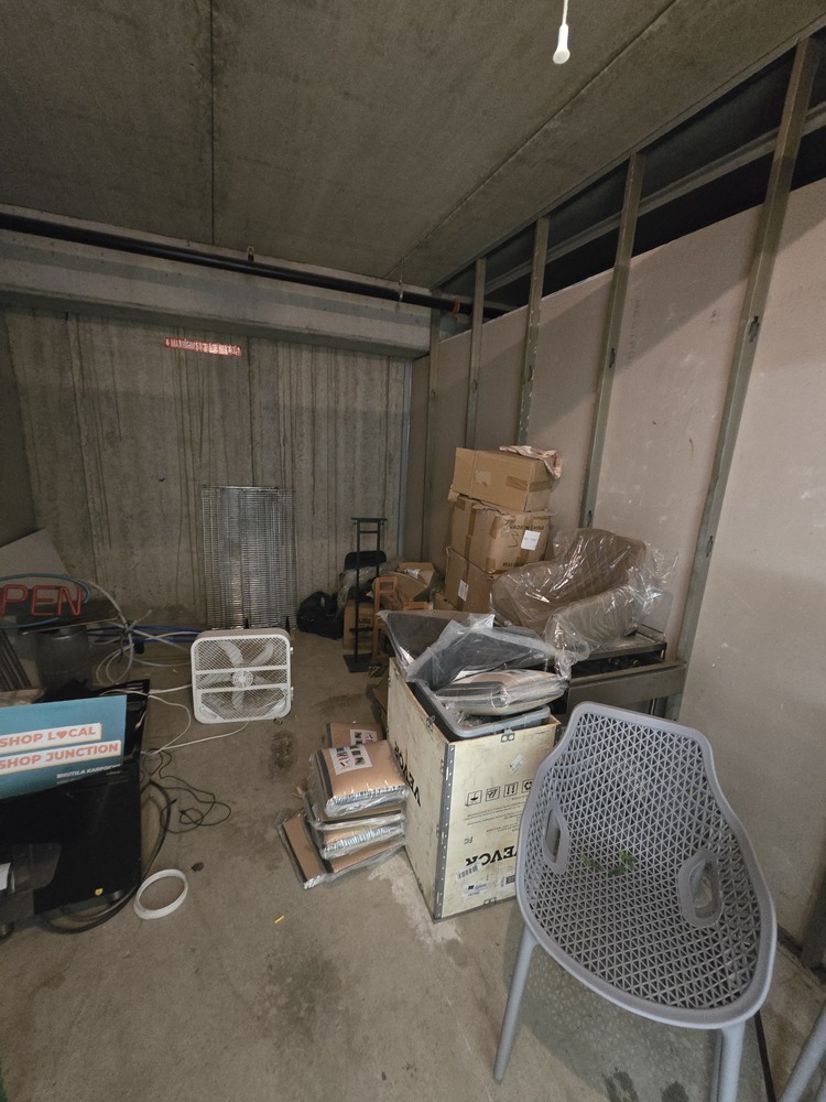 Public Storage P0020 -Vine Ave  auction IB-9164 30