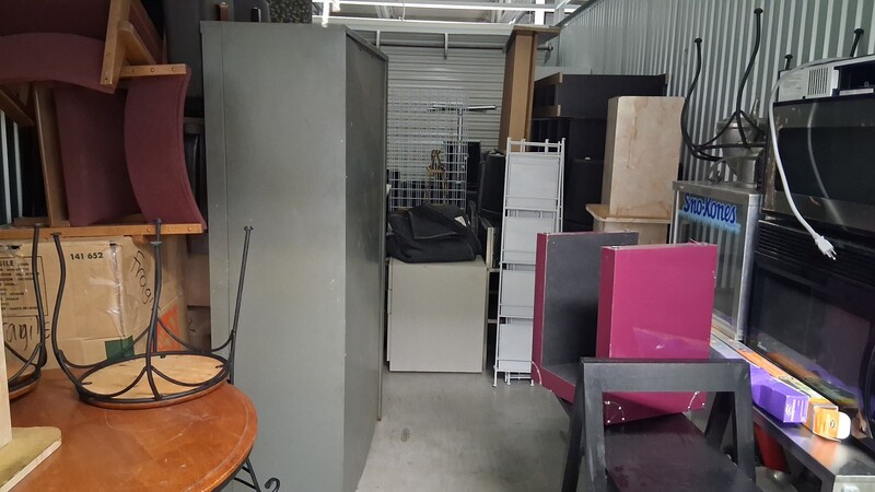 1-800-Self-Storage.com on Greenfield Rd, Oak Park  auction IB-7964