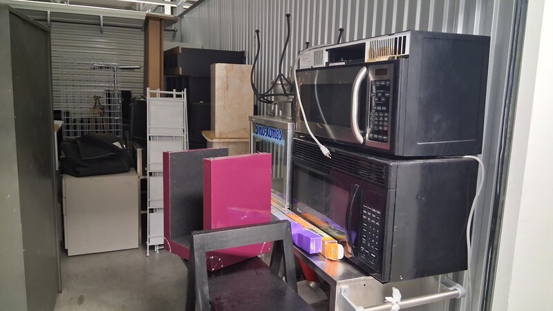 1-800-Self-Storage.com on Greenfield Rd, Oak Park  auction IB-7964 10