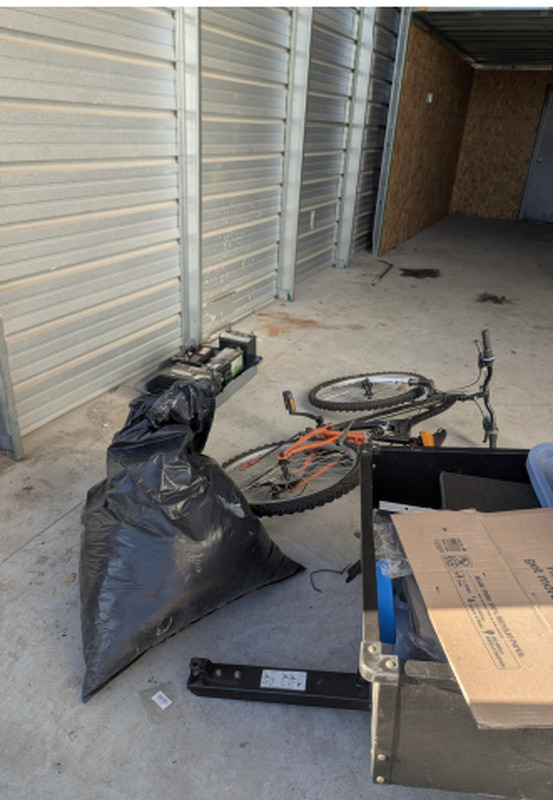 2552 - StorageMart Winterburn RD and 115 Ave  auction IB-1397