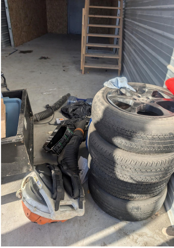 2552 - StorageMart Winterburn RD and 115 Ave  auction IB-1397 30