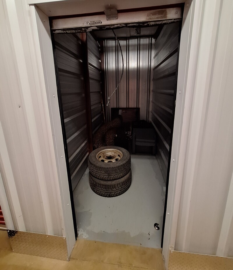 L142 - Sentinel Storage - 355 MacAlpine Cres, Fort McMurray -   auction IB-9498