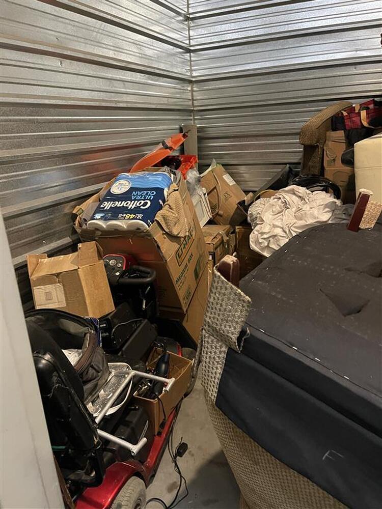 L086 - Sentinel Storage - 13498 73rd Ave -   auction IB-1300 20