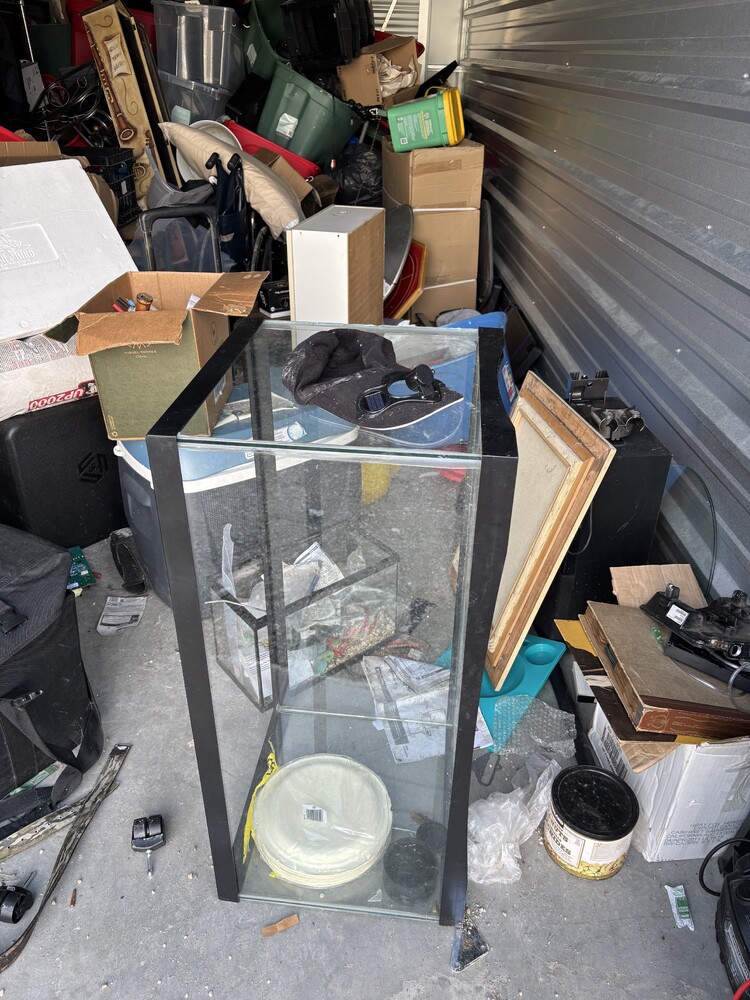 2750 - StorageMart Morrow Rd. Barrie  auction IB-2703 90