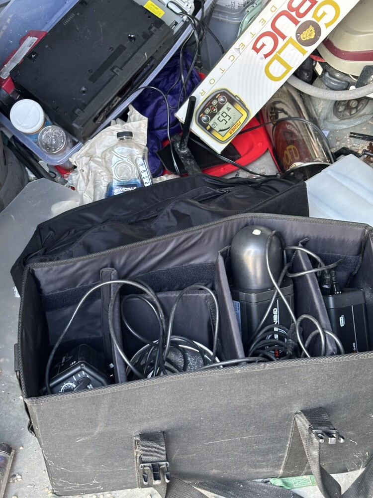 2750 - StorageMart Morrow Rd. Barrie  auction IB-2703 100