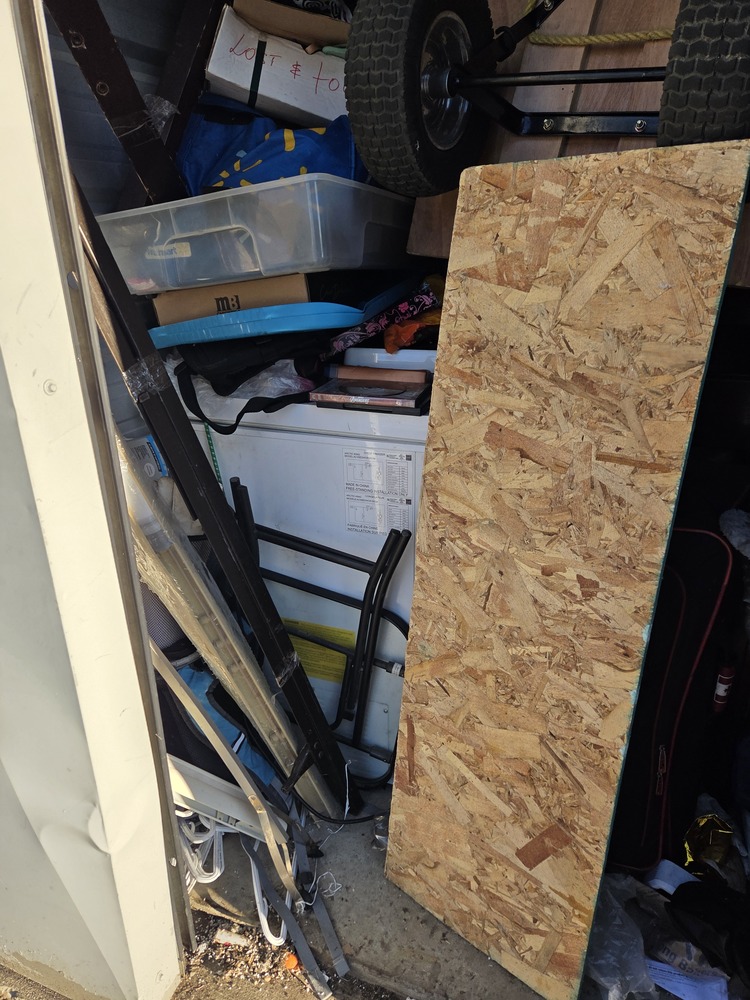 3311 - StorageMart 132 Ave NW & Fort Road  auction IB-1732 10