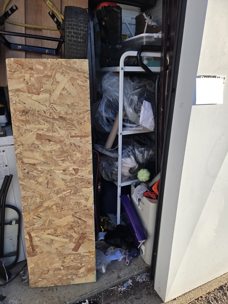 3311 - StorageMart 132 Ave NW & Fort Road  auction IB-1732 20