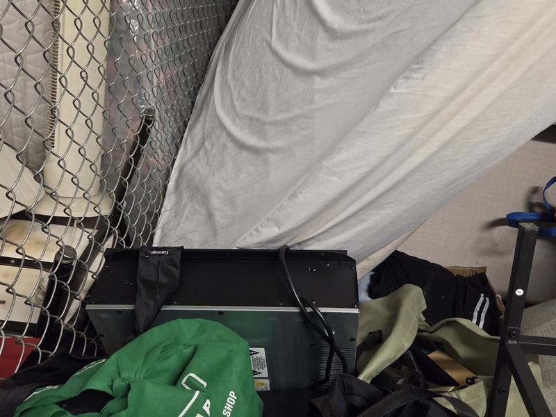 3311 - StorageMart 132 Ave NW & Fort Road  auction IB-5039 10