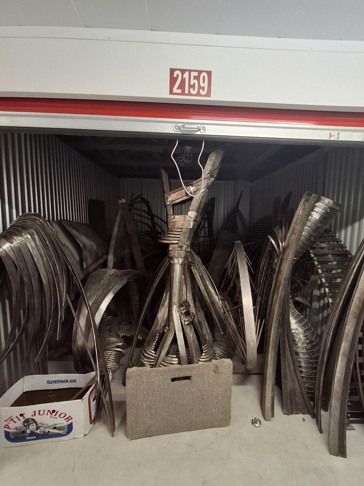 L219 - Access Storage - 1 Woodfield Road  -   auction IB-5656