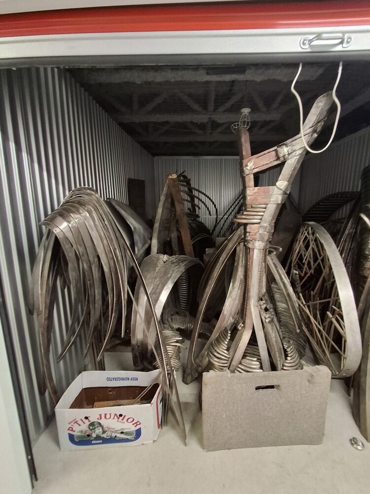 L219 - Access Storage - 1 Woodfield Road  -   auction IB-5656 20