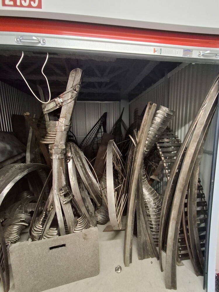 L219 - Access Storage - 1 Woodfield Road  -   auction IB-5656 10