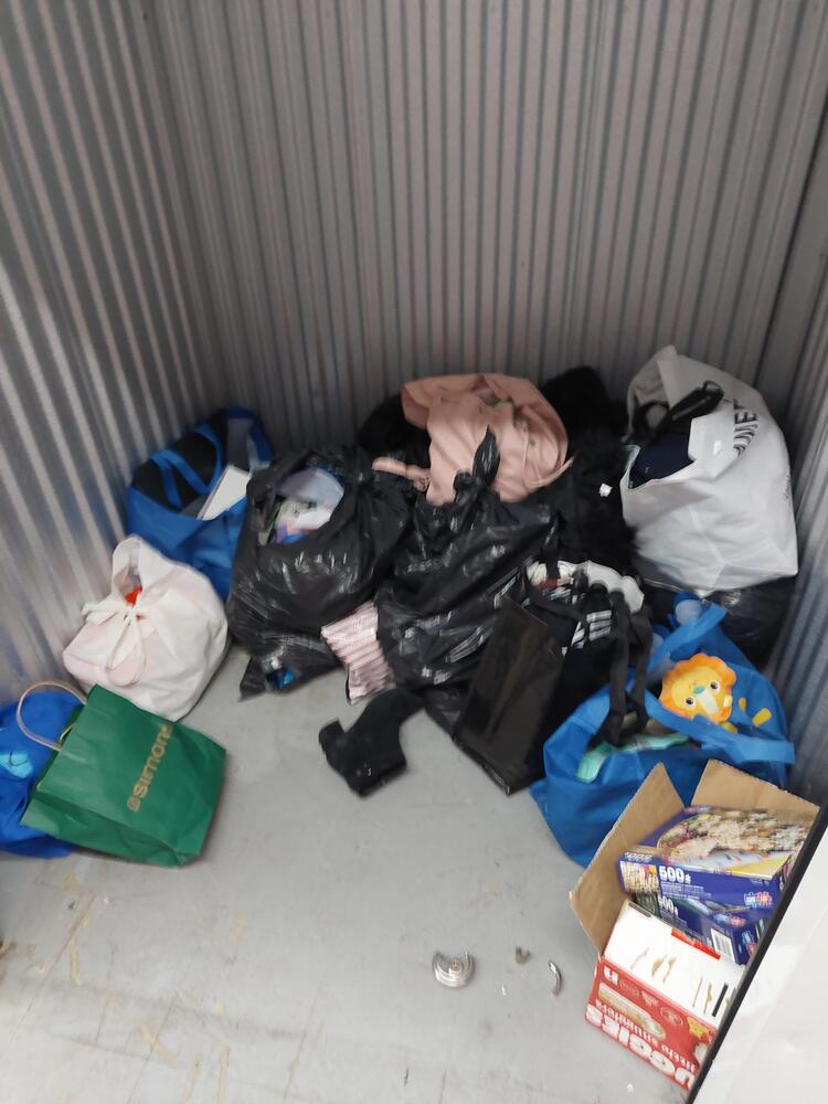 L032 - Depotium Mini-Entrepot -100 Boul. Montreal-Toronto -   auction IB-8468 20