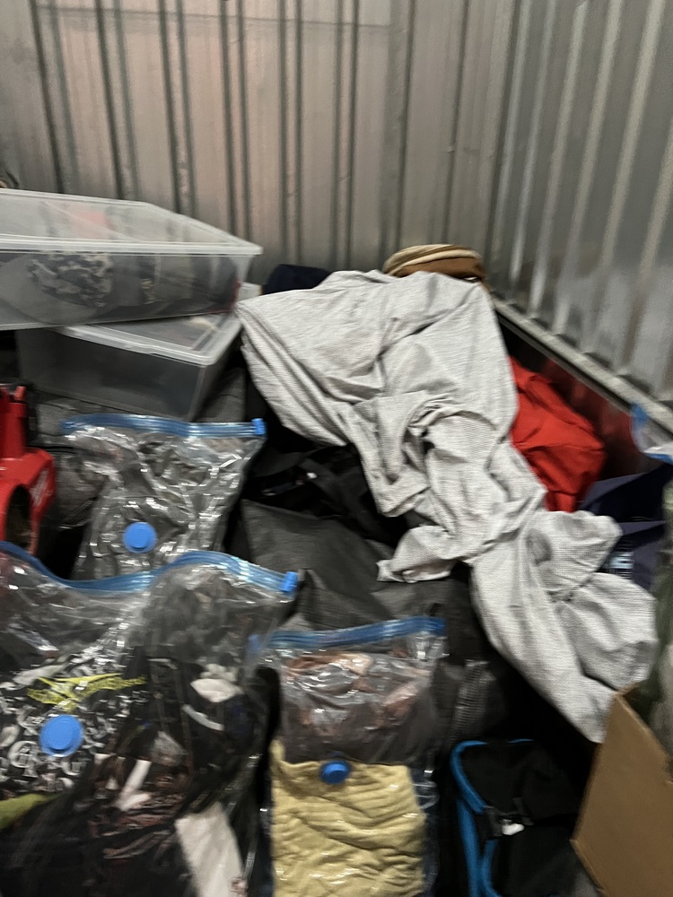 3004 - StorageMart St Thomas  auction IB-3472 50