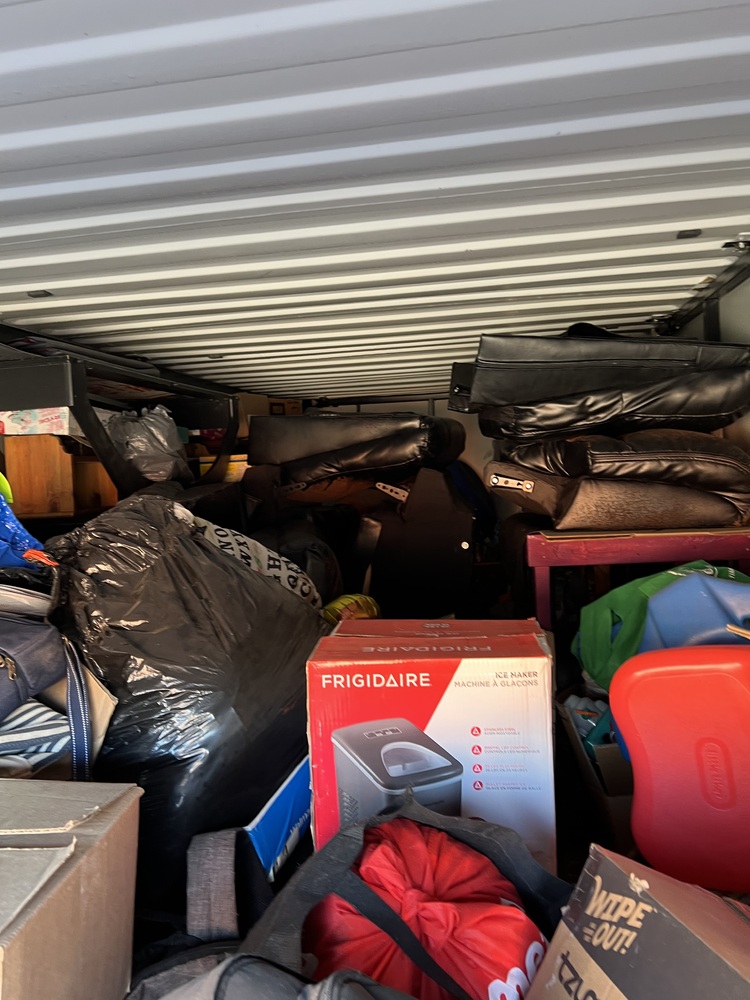 3004 - StorageMart St Thomas  auction IB-7258