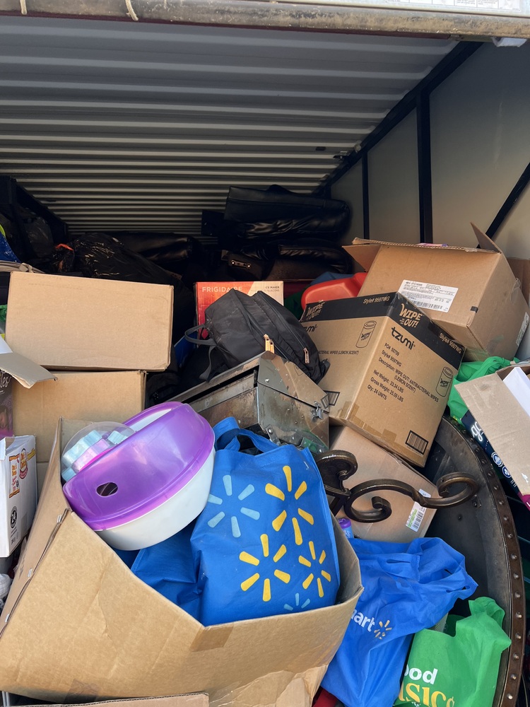 3004 - StorageMart St Thomas  auction IB-7258 80